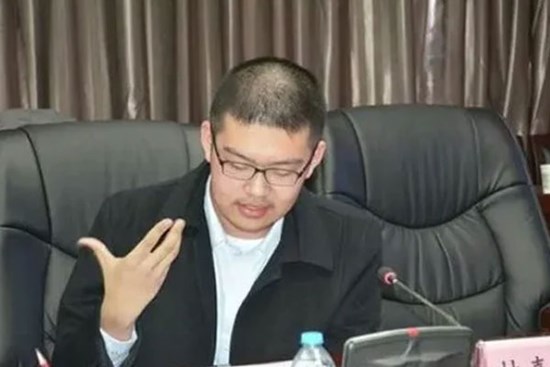 Nhìn cuộc đời bi kịch của thần đồng 18 tuổi này, nhiều cha mẹ sẽ giật mình tự nhủ: Chỉ cần con khỏe mạnh là được!