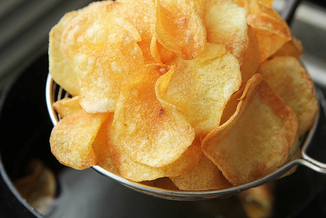 Đón Tết học ngay cách làm bim bim khoai tây giòn ngon hấp dẫn-3