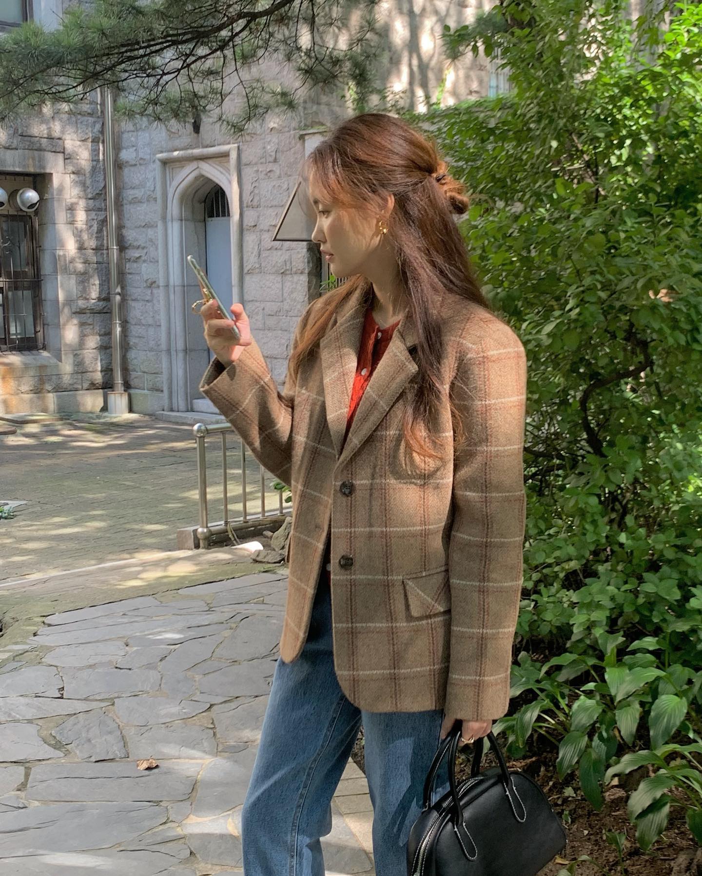 Phối 5 kiểu quần dài với áo blazer để thêm sành điệu-3