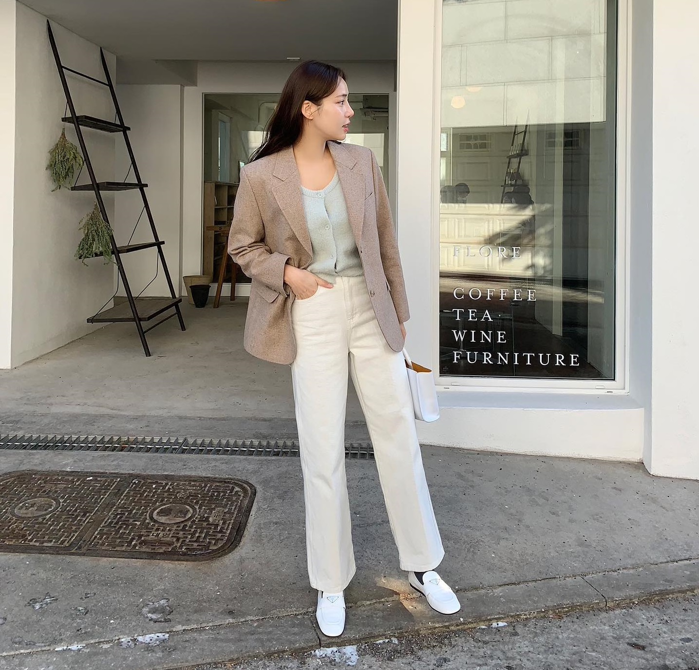 Phối 5 kiểu quần dài với áo blazer để thêm sành điệu-10