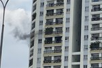 Giải cứu 11 người trong vụ cháy chung cư ở Hà Nội-3