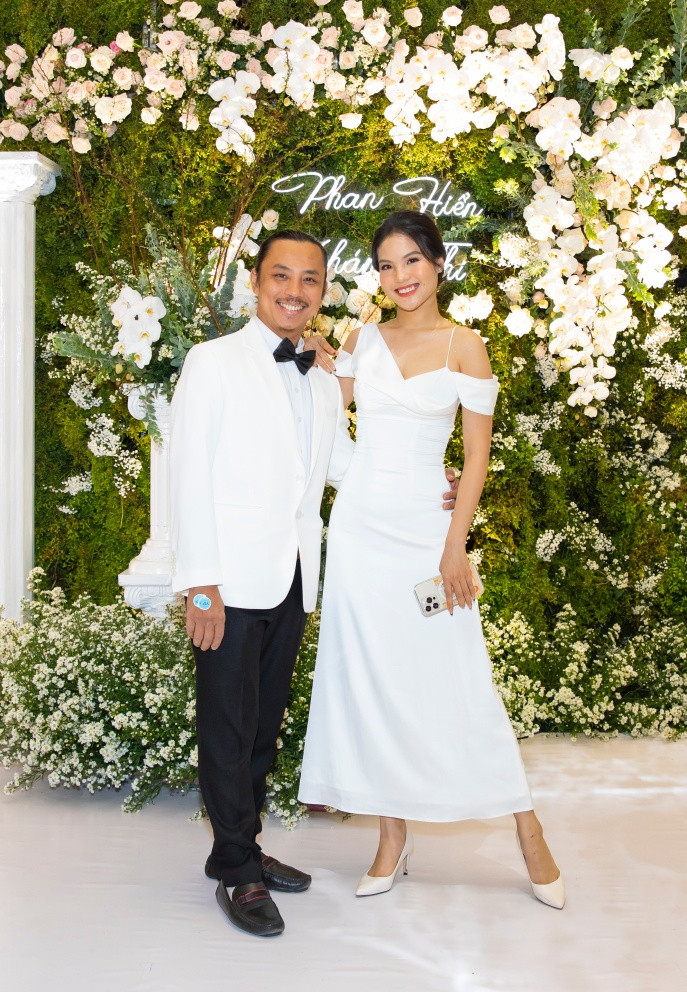 Vợ chồng Chí Anh cùng dàn sao dự lễ cưới Khánh Thi - Phan Hiển-2