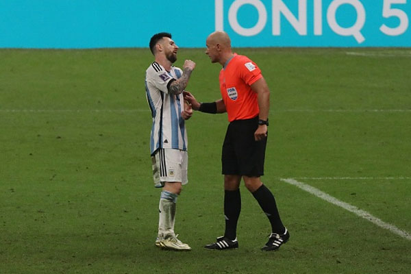Trọng tài tiết lộ câu nói của Messi sau chung kết World Cup 2022-1
