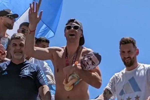 Bộ trưởng Pháp yêu cầu FIFA điều tra màn ăn mừng của tuyển Argentina-1