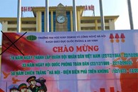Áp phích in cờ Trung Quốc, banner có hình lính Mỹ: Không thể xem nhẹ giáo dục tư tưởng