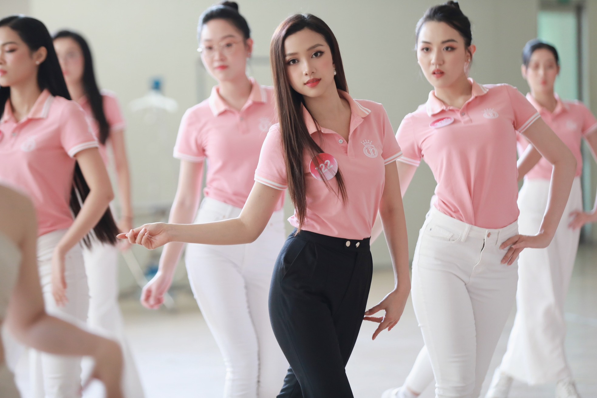 Thí sinh Hoa hậu Việt Nam 2022 đều học chuyên và lớp chọn-3