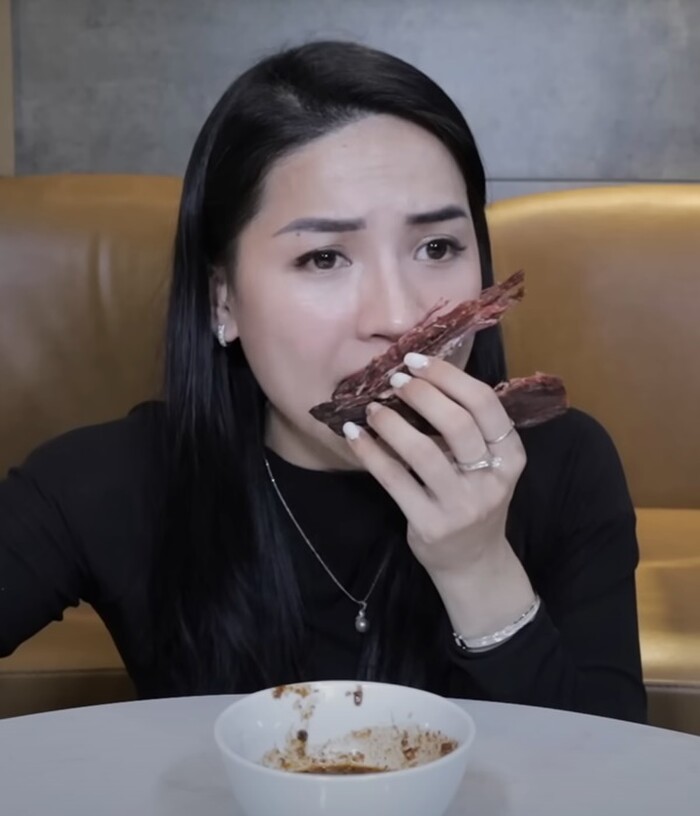 Chiến thần Hà Linh xin PK sau clip tố pr lố, phía đối phương lập tức đáp trả: Không việc gì phải PK-1