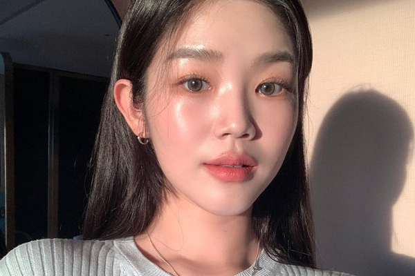 5 bí kíp giúp nàng công sở xóa mờ nếp nhăn mắt và trông trẻ trung hơn-5