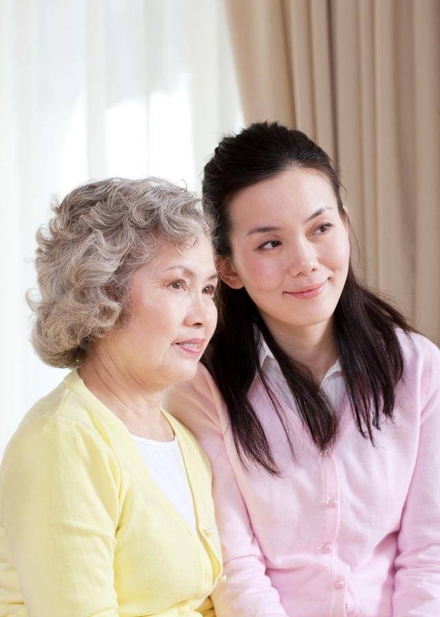 Khi ở cữ mẹ chồng làm 3 điều này chứng tỏ coi con dâu như con ruột-3