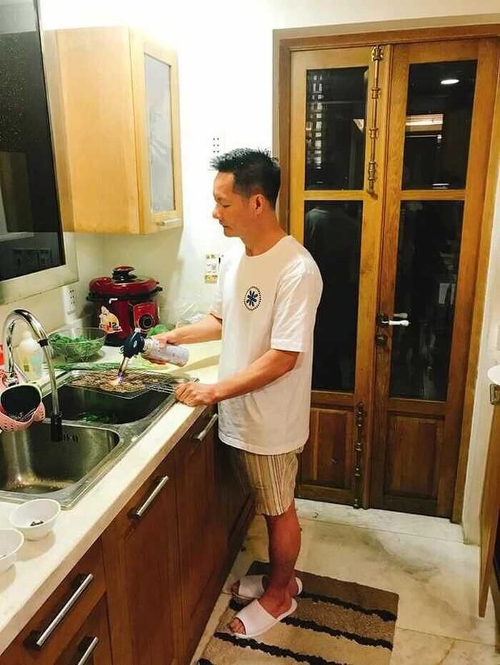 Cuộc sống hôn nhân đáng ngưỡng mộ của Phan Như Thảo và chồng đại gia U60-3