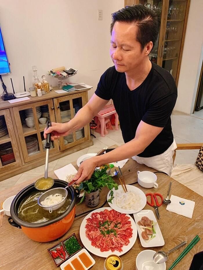 Cuộc sống hôn nhân đáng ngưỡng mộ của Phan Như Thảo và chồng đại gia U60-4