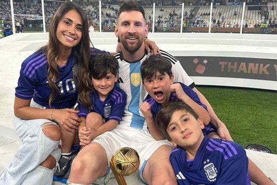 Khối tài sản của vợ Messi