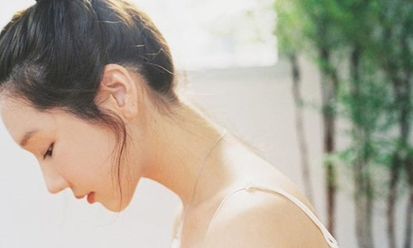 Nhìn mâm cơm cữ của mẹ chồng, tôi khóc không cầm được-1