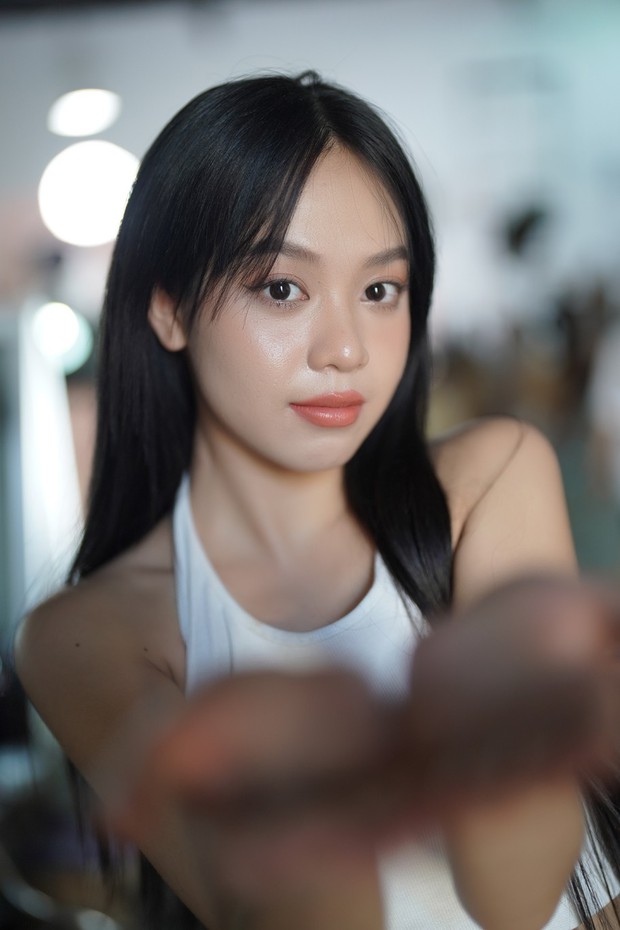 Vì sao Huỳnh Thị Thanh Thủy đăng quang Hoa hậu Việt Nam 2022 ở tuổi 19?-4