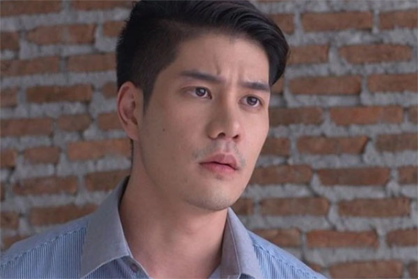 Đêm nào vợ cũng lén lút video call với mẹ vợ, một lần tôi đẩy cửa ra thì choáng váng-2