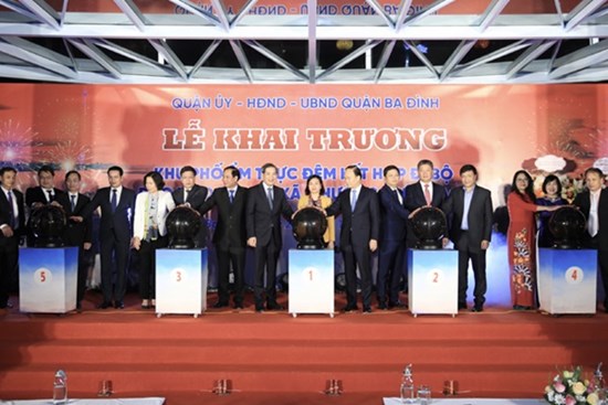 Khai trương Khu phố ẩm thực đêm kết hợp đi bộ Đảo Ngọc - Ngũ Xã, quận Ba Đình