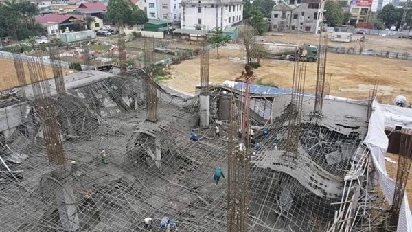 Sập sàn bê tông tại trung tâm thương mại đang thi công-2