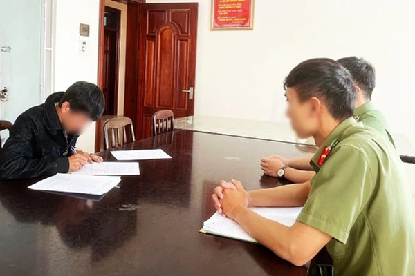 Bị phạt 5 triệu đồng vì câu bình luận Tổng chi hết 300 còn 1 tỷ nhét túi-1