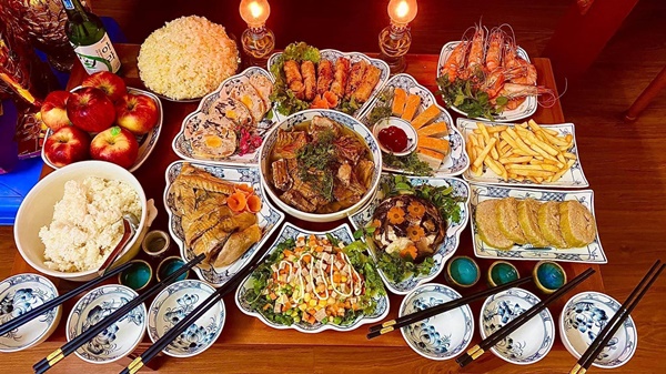 Mẹ 3 con khoe loạt mâm cơm cúng gia tiên chu đáo, tươm tất, chị em học tập ngay để trổ tài Tết này-5