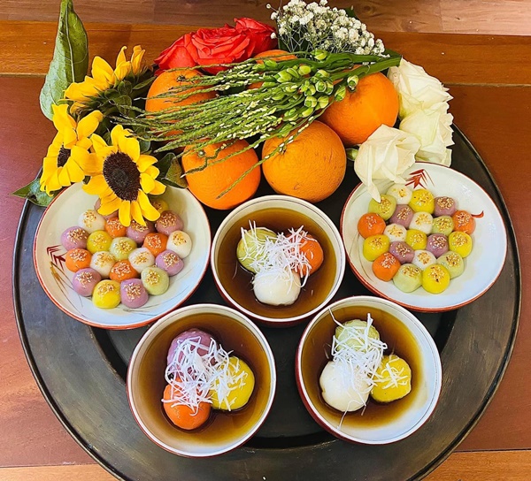 Mẹ 3 con khoe loạt mâm cơm cúng gia tiên chu đáo, tươm tất, chị em học tập ngay để trổ tài Tết này-9