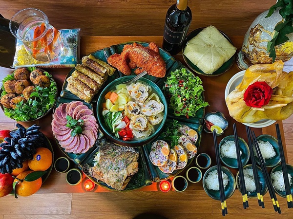 Mẹ 3 con khoe loạt mâm cơm cúng gia tiên chu đáo, tươm tất, chị em học tập ngay để trổ tài Tết này-8