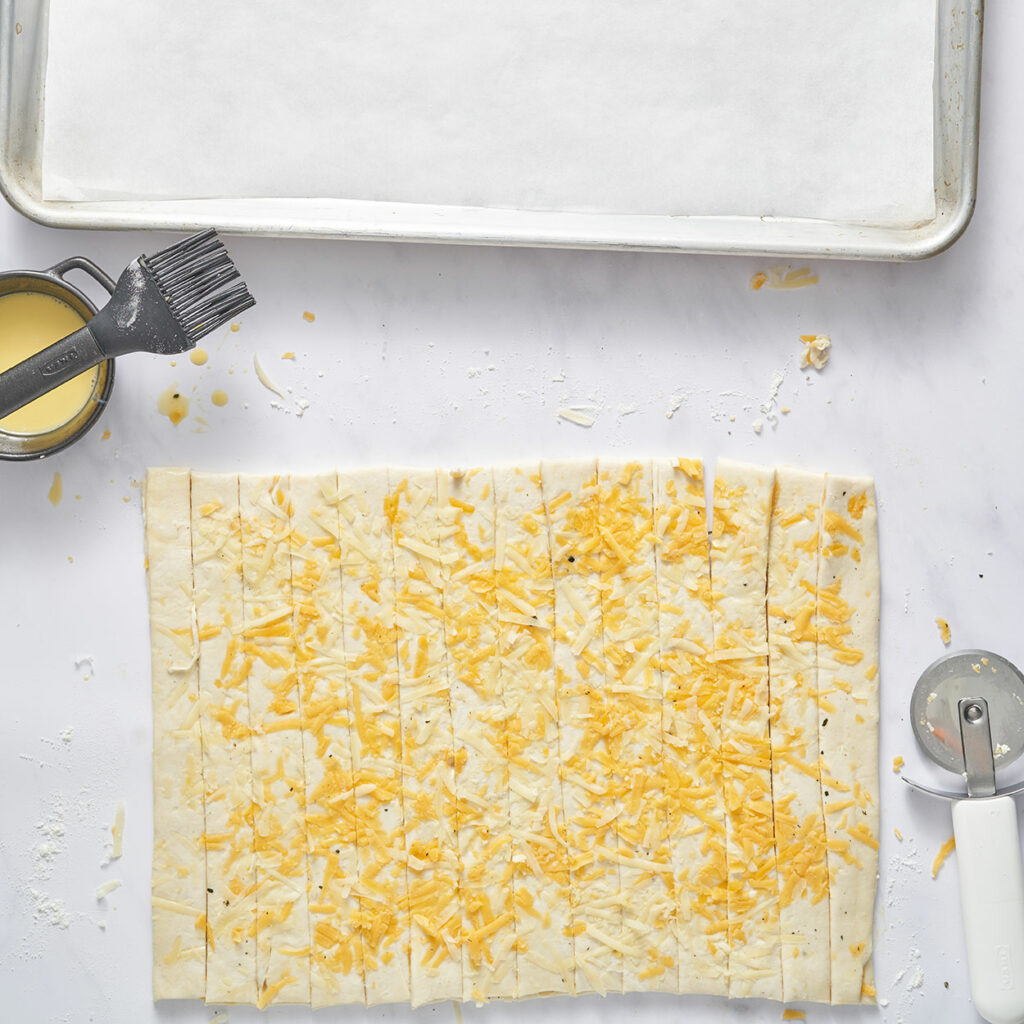 Bánh xoắn phô mai hương thảo giòn ngon, hấp dẫn từ trẻ em đến người lớn-7