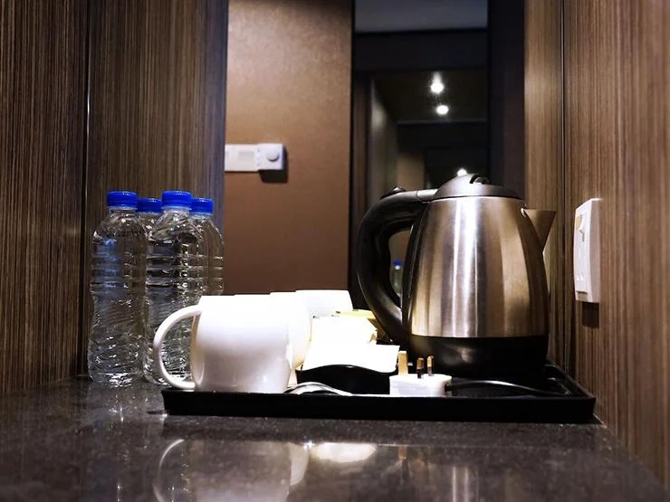 Đi du lịch nhớ đừng đụng vào 3 vật này trong khách sạn kẻo rước bệnh: Nhiều người không biết vẫn vô tư dùng-2