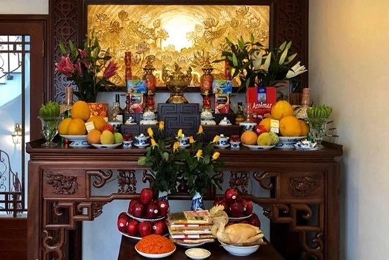 Tổ tiên không thích 4 thứ này trên bàn thờ, tài lộc 