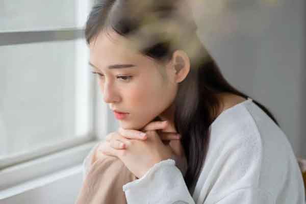 Nửa đêm, chị dâu bế con nhỏ đến xin ngủ nhờ ở nhà tôi-1