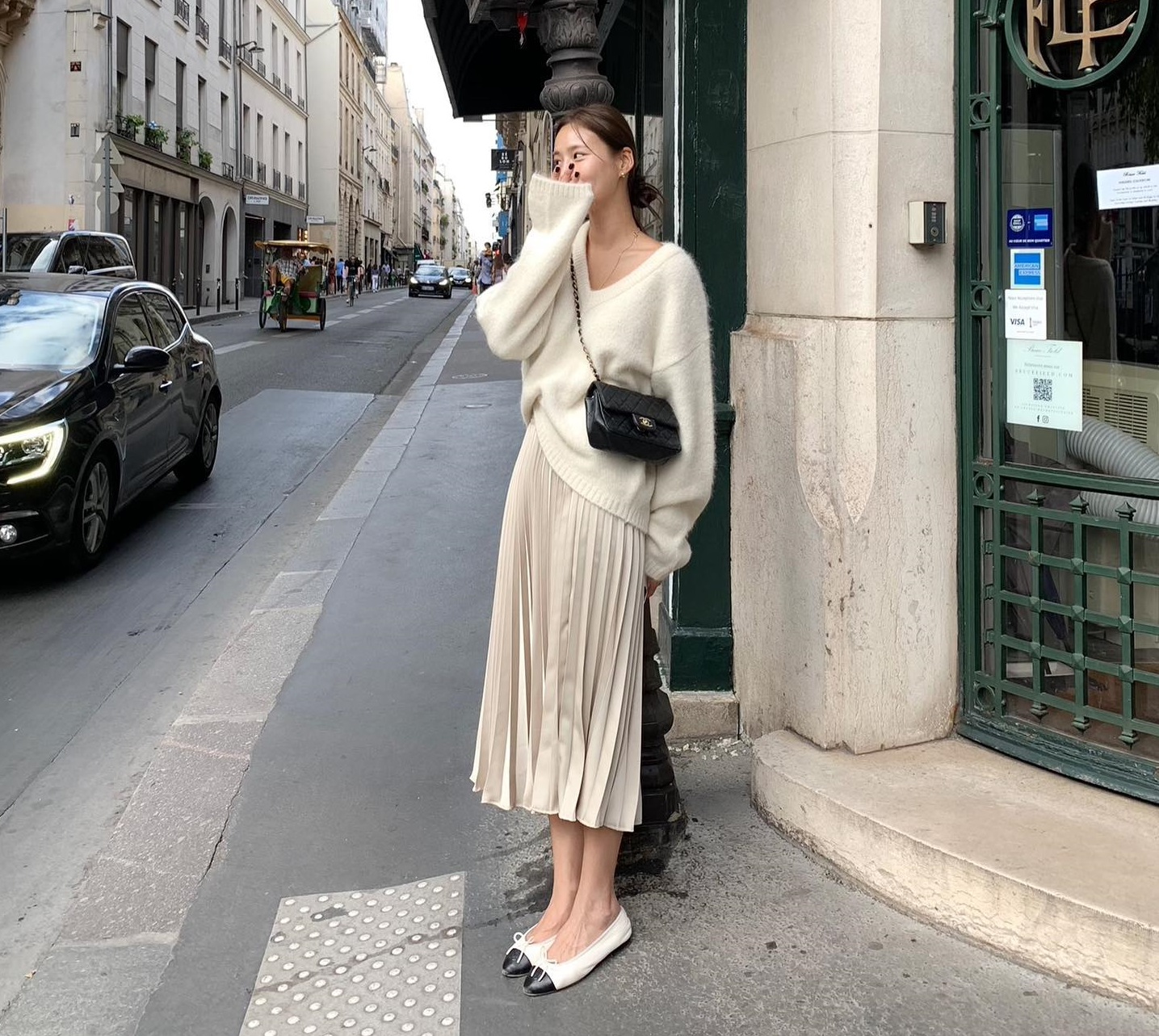 10 cách phối chân váy xếp ly chuẩn mốt-9