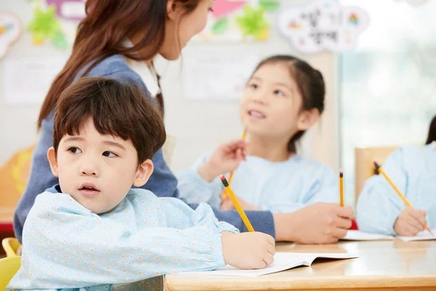 Một kiểu nuôi dạy của cha mẹ vô tình khiến con thiếu bản lĩnh giữa cuộc đời-1