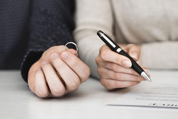 Cứ ngỡ gặp được người bạn trai hoàn hảo, cô gái chết điếng khi biết sự thật-3