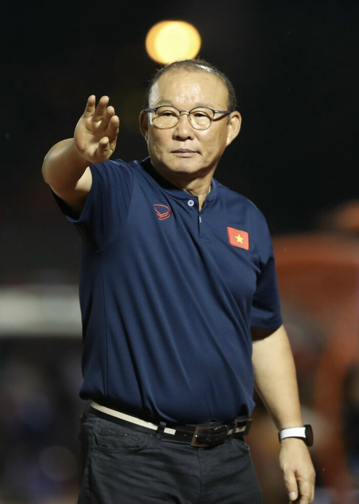 Phản ứng của ông Park sau khi HLV Kim nói thắng Việt Nam để sớm vào bán kết-1