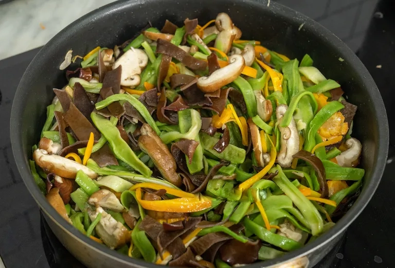 Thêm 2 món ngon từ rau tiến vua, đảm bảo mâm cỗ Tết vừa phong phú vừa lành mạnh-3