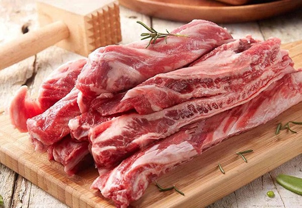 Canh dưa chua nấu thịt bò đậm đà, nước ngọt thanh không phải ai cũng biết-1