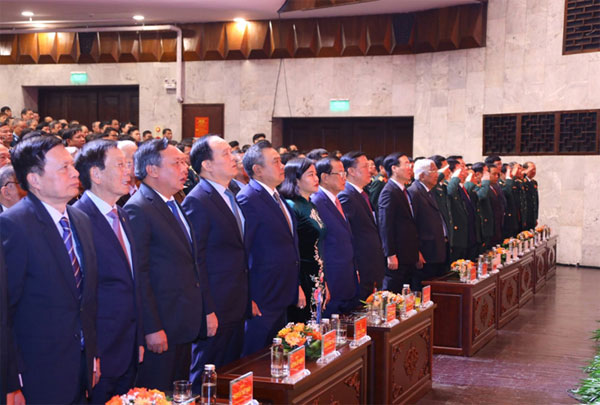 Trọng thể tổ chức Lễ kỷ niệm 50 năm Chiến thắng Hà Nội - Điện Biên Phủ trên không-2