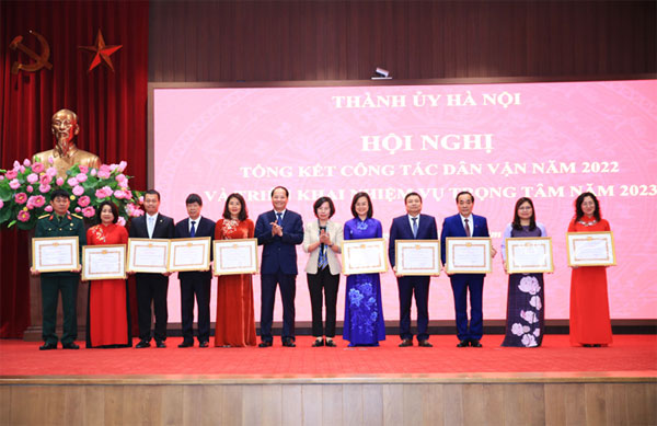 Nâng cao chất lượng, hiệu quả công tác dân vận của cả hệ thống chính trị-6