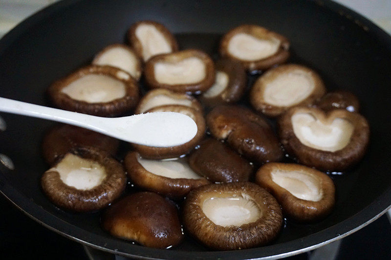 Nấm sốt chua ngọt: Món ăn chay ngon đến bất ngờ-2