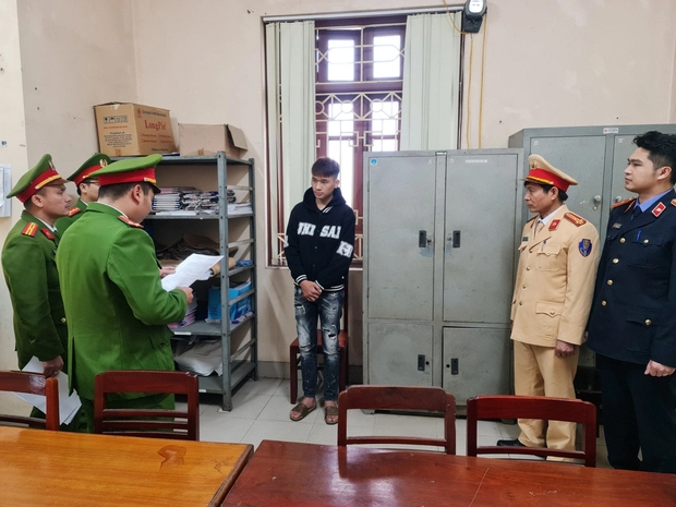 Khởi tố ông già Noel bốc đầu xe, gây rối trật tự công cộng ở Thái Nguyên-2