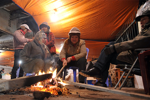 Hà Nội rét đậm, học sinh đi học, nghỉ học như thế nào?-2