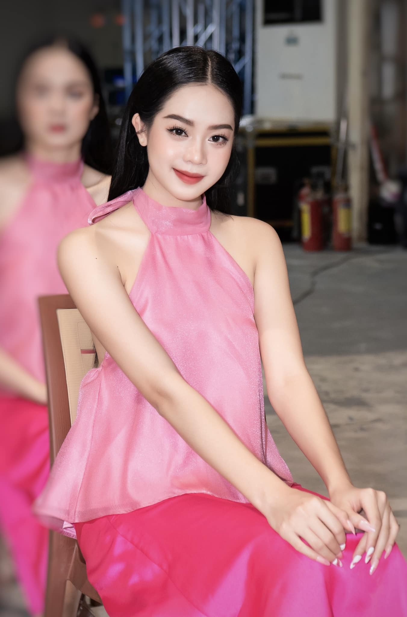 Cách Hoa hậu Huỳnh Thị Thanh Thủy gây chú ý-5
