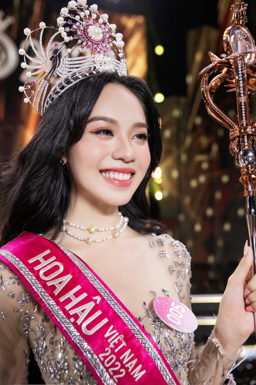 Cách Hoa hậu Huỳnh Thị Thanh Thủy gây chú ý-40