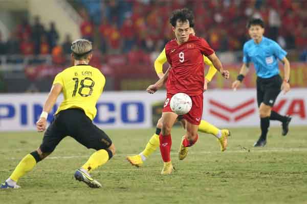 Văn Toàn lỗi vô duyên, trọng tài chính xác-1