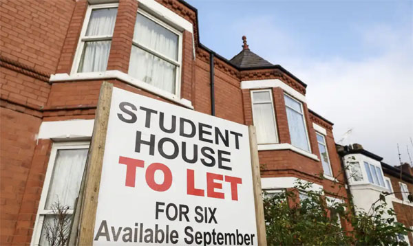 Khủng hoảng nhà ở, sinh viên Anh phải sống trong ôtô-2