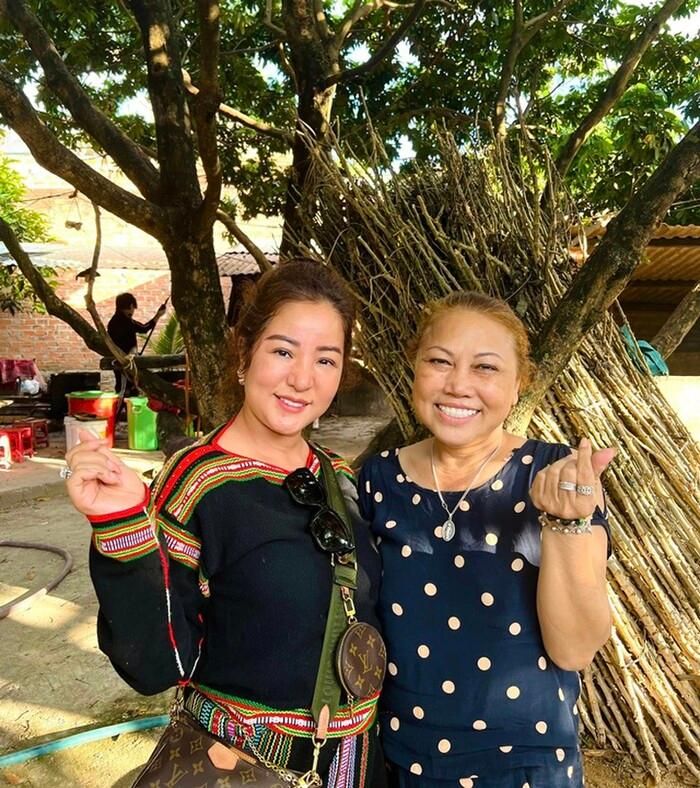 Ca sĩ Siu Black vẫn phải gồng gánh số nợ khủng ở tuổi U60, nói một câu khiến khán giả chạnh lòng-4