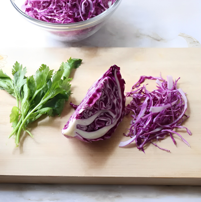 Món ăn chống ngán dịp Tết: Dưa bắp cải tím giòn ngon, lạ miệng-3