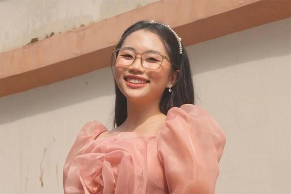 Phương Mỹ Chi khiến người nghe nổi da gà khi hát live Bóng cây Kơ Nia-1