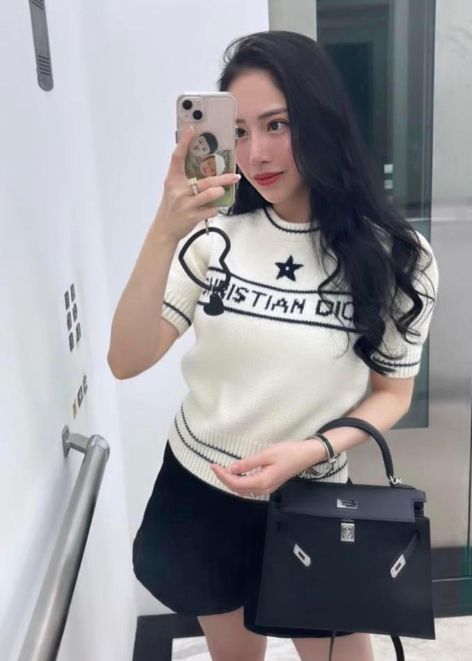 Phương Trinh Jolie giấu bụng bầu với áo 62 triệu giống Đỗ Mỹ Linh-4