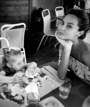 Truyền thông Hàn Quốc đưa tin bạn gái Song Joong Ki có con gái 10 tuổi-4