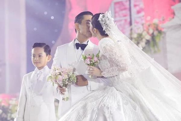 Phan Hiển phản pháo gắt nhưng văn minh khi bị anti fan chê trí tuệ kém, không trình độ-6